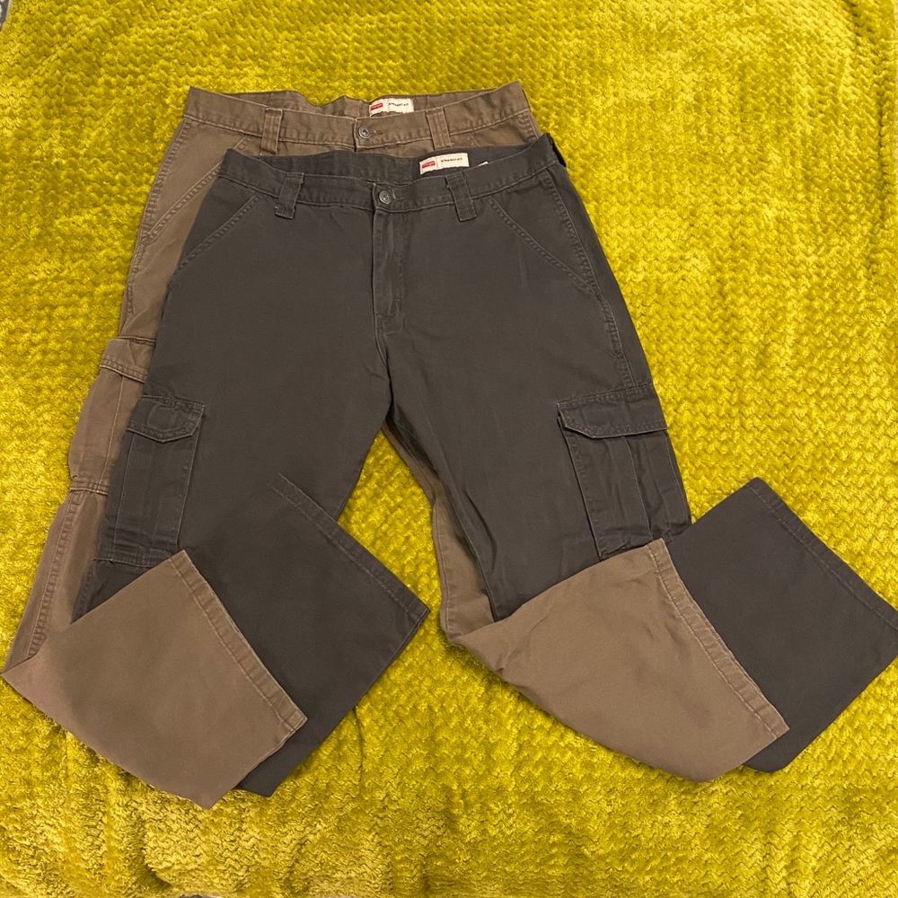 bundle of wrangler cargo pants